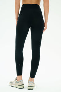 SPLITS59 Airweight High Waist 7/8 Pocket Legging in Black