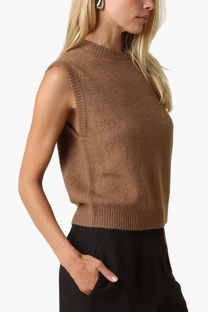 Ashton Sweater Vest in Camel