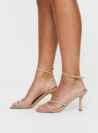 Billini Reyes Heel