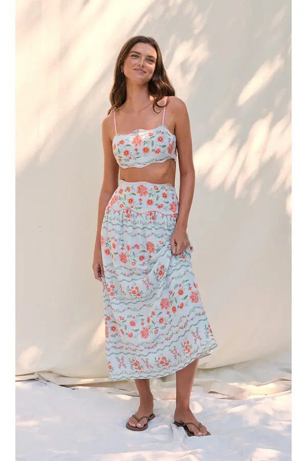 Saylor Tashi Set in Linear Stripe Floral