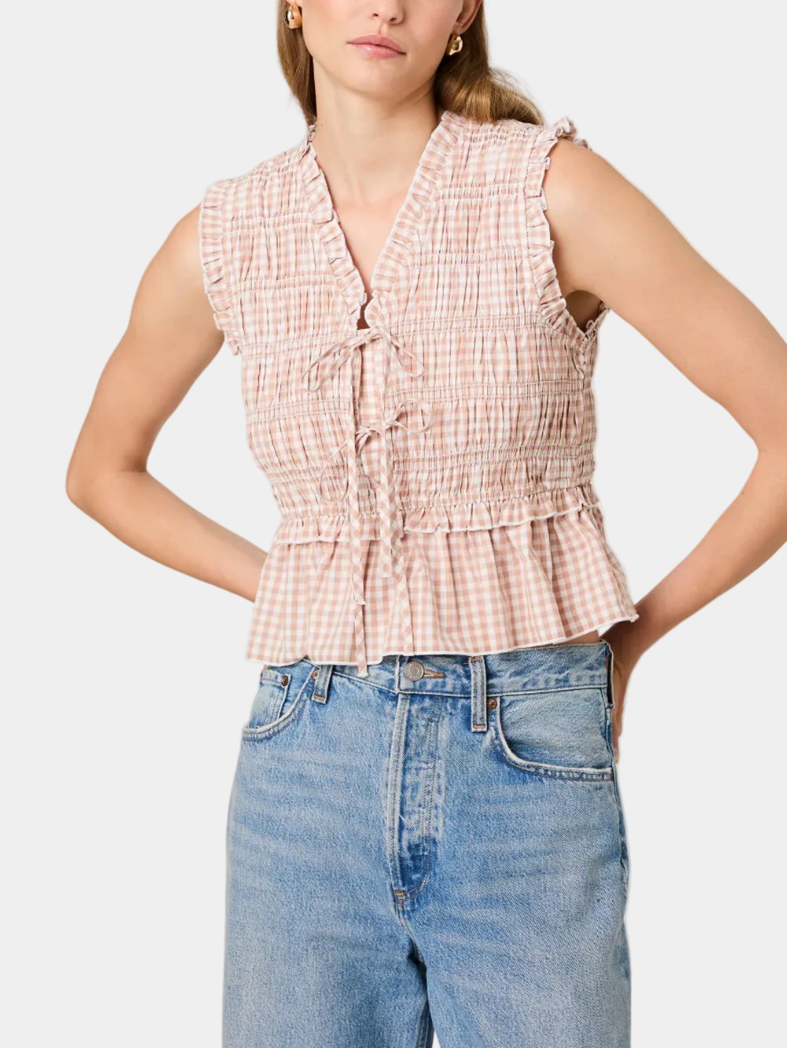 French Connection Rhodes Poplin Gingham Flutter Sleeve Top in Ginger Almond