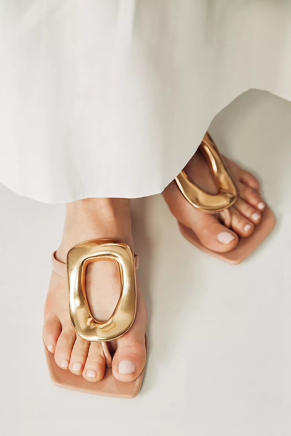 Jeffrey Campbell Linques Jelly Sandal in Beige Shiny Gold