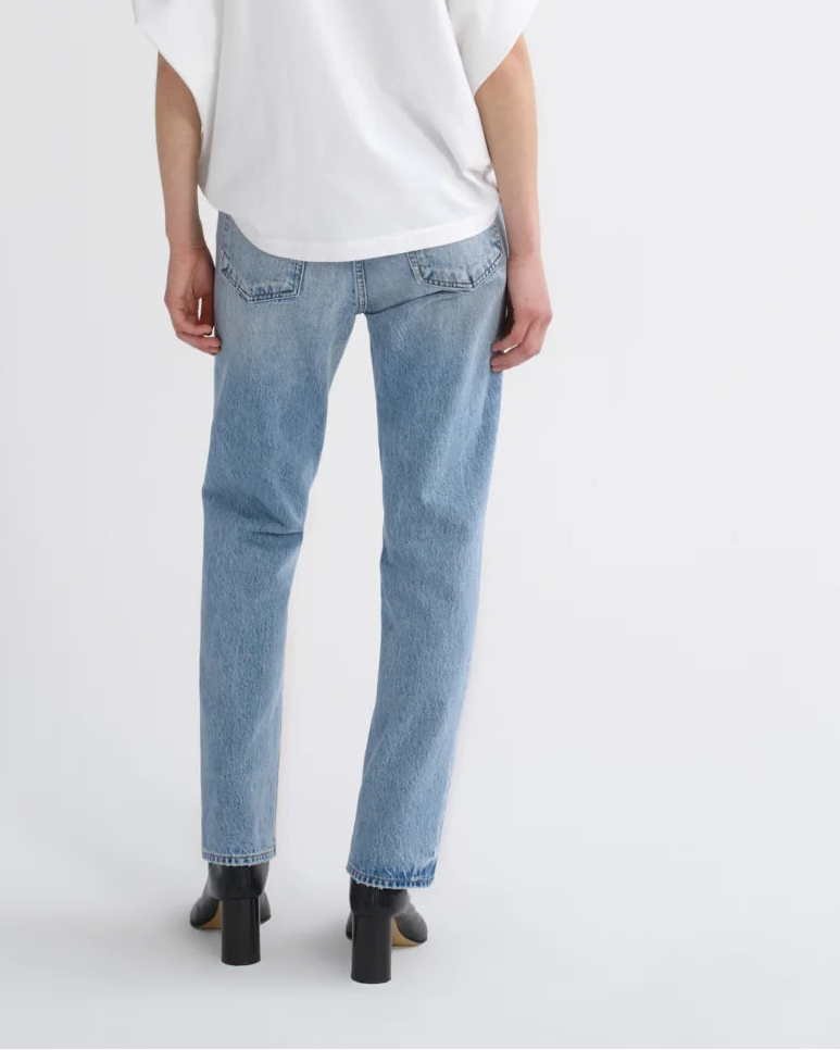 AGOLDE Romney Jeans  Mid Rise Straight Leg Jeans in Stream