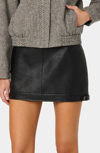 ASTR The Label Kareen Mini Skirt in Black