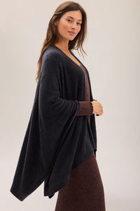 Barefoot Dreams CozyChic Lite® Weekend Wrap in Black