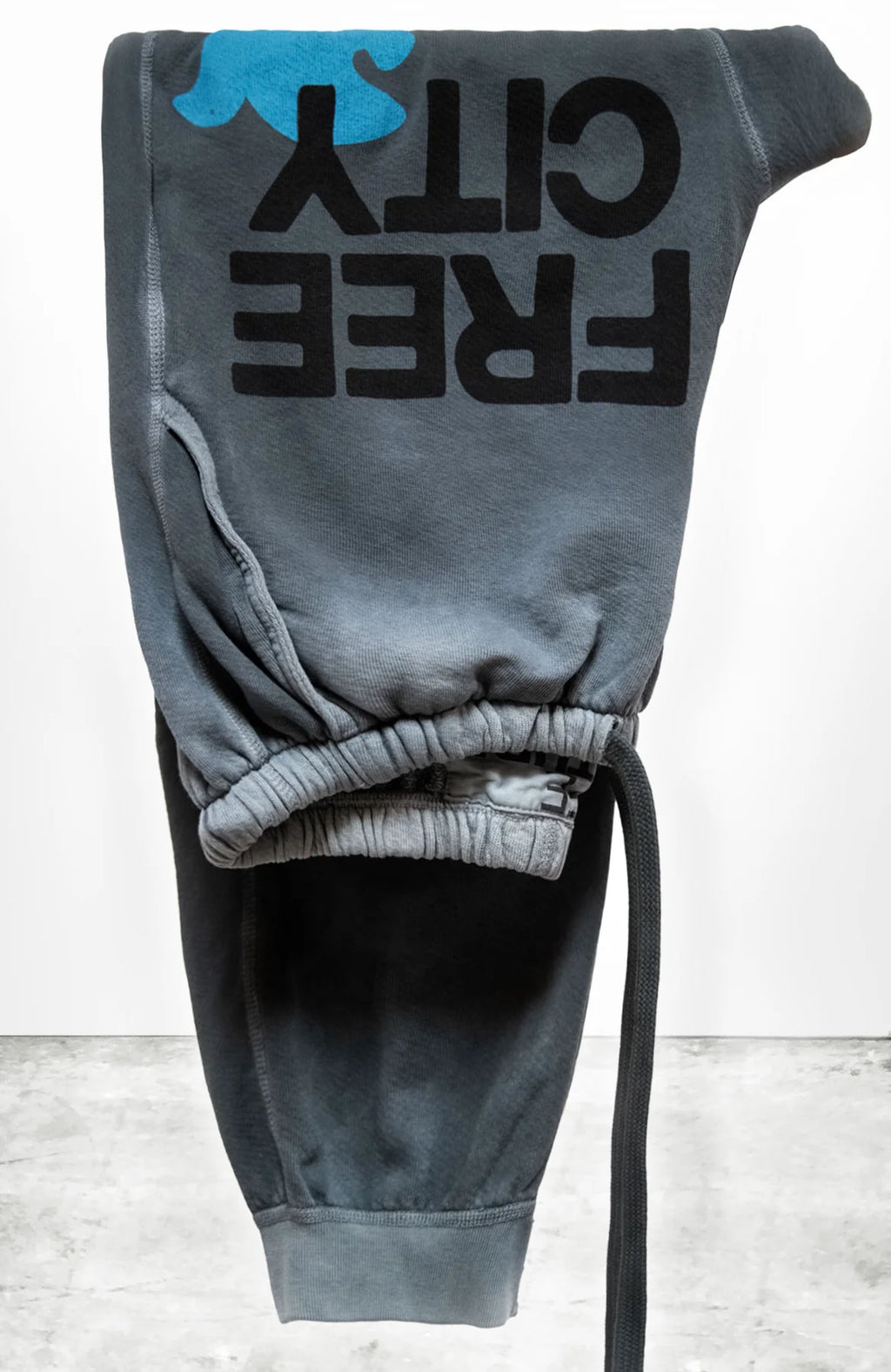 FREE CITY Sunfades Pocket Sweatpant in Watercaves