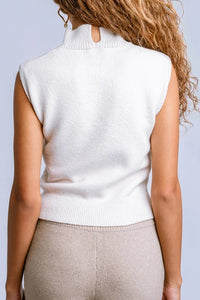 KERISMA Ace Top in White Lotus