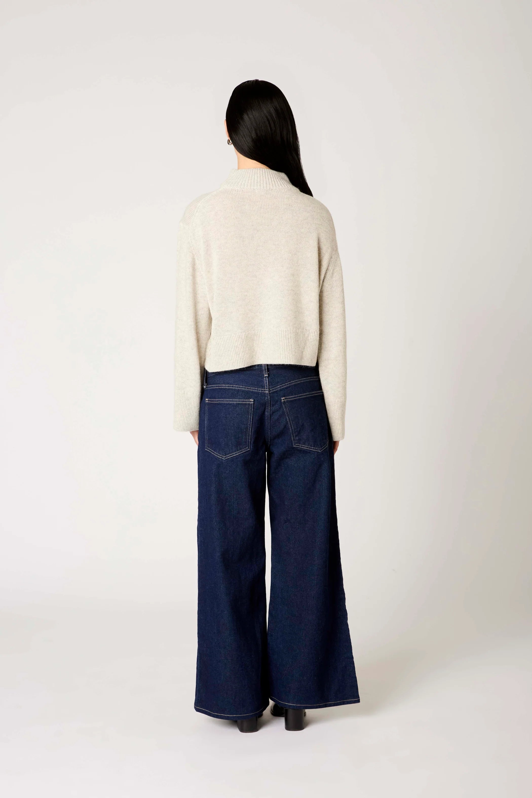 NIA Yvonne Sweater in Silver