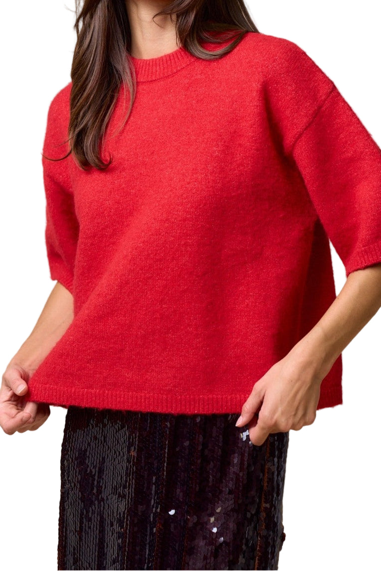 Lila Short Sleeve Sweater Top in Red