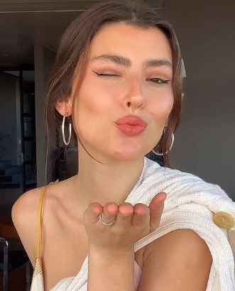 Sheila Fajl Perfect Hoops Brushed Gold