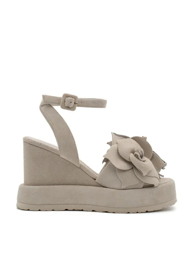Paloma Barcelo Rita Suede Off White Sandals